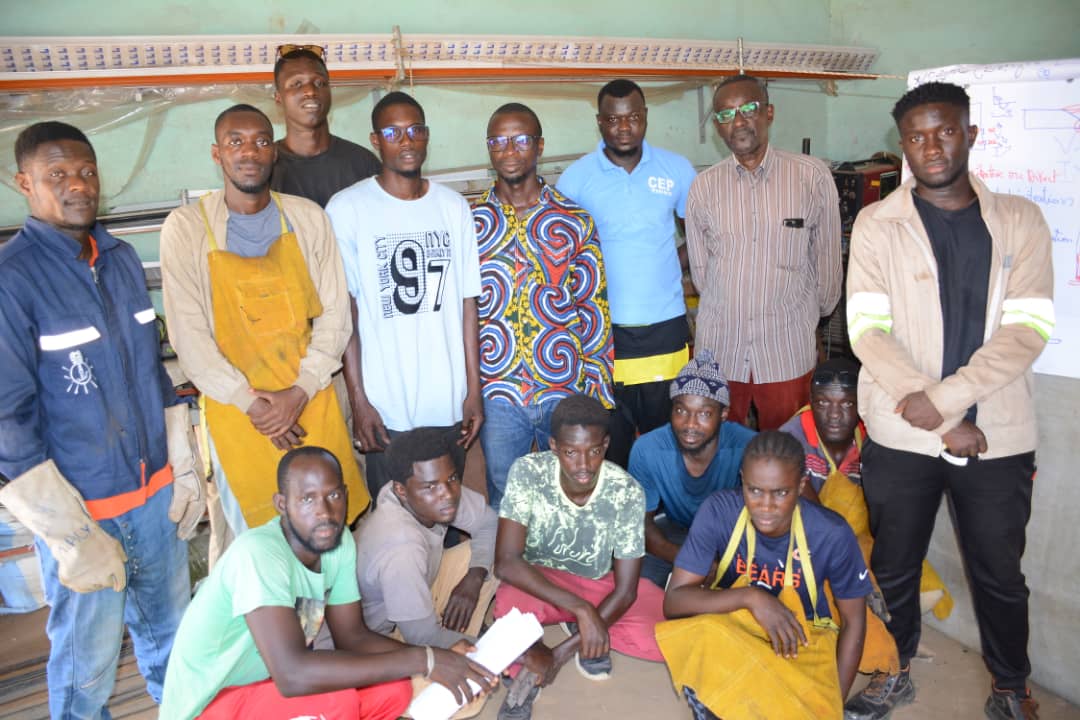 Photo de groupe — stagiaires et formateurs formation soudage industriel